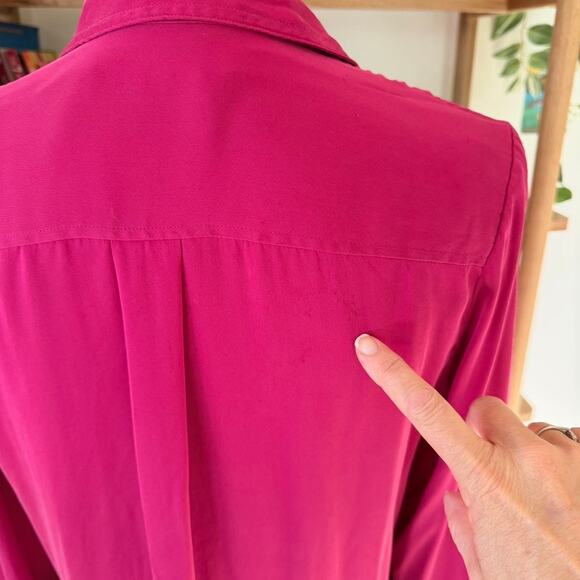 QUINCE Washable Silk Stretch Blouse Lot of 2 – Navy & Fuchsia, Size M - Picture 10 of 11